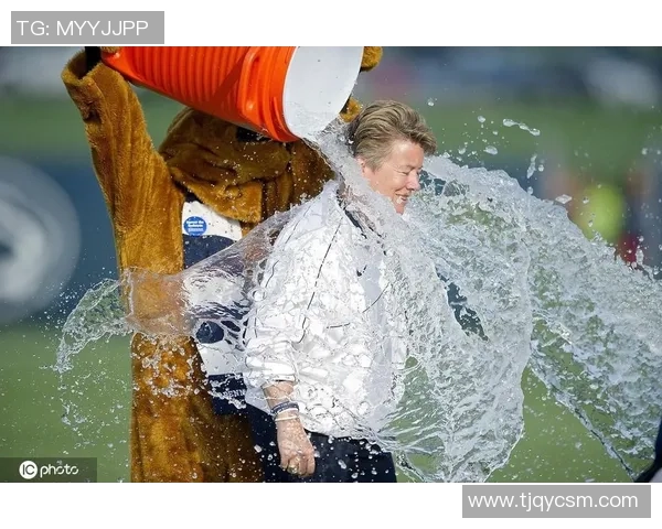 足球球星泡冰桶降温挑战揭秘 冰水温度达到多少度对恢复最有效